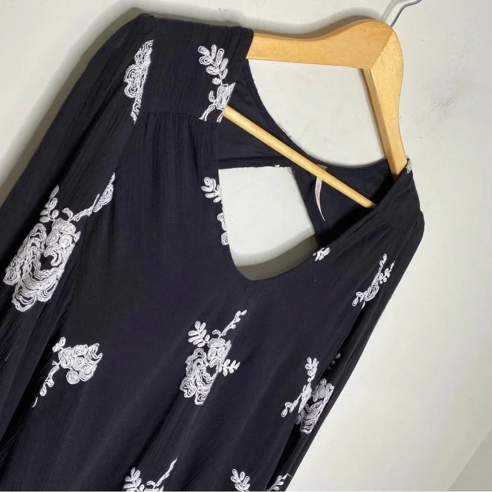 Free People Black White Gauze Boho Floral Embroidered Mini Dress Size XS